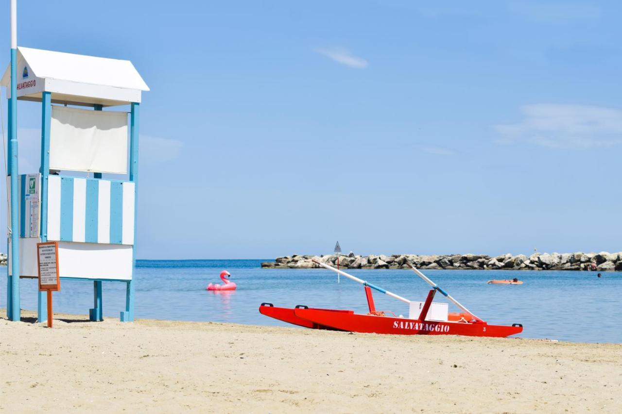 Hotel Universal Bellaria-Igea Marina Luaran gambar